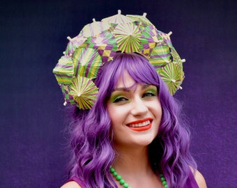 Schrulliges Karneval-Tiki-Sonnenschirm-Stirnband, Oasis-Cocktail-Regenschirm-Kopfschmuck, schrulliges Sommerparty-Kopfschmuck, Kitsch New Orleans Kopfbedeckung