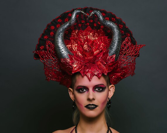 Red Black Dragon Horns Headdress Wings Asian Succubus Fan Dracul Headpiece Drogon Burlesque Viking Goddess Beaded Gothic Rave Costume