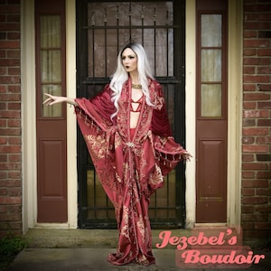 Brocade Bat Wing Dressing Gown, Goddess Drag Queen Regal Beaded Fringe Haute Robe, Burgundy Burlesque Kimono Fringe Majestic Fortune Teller