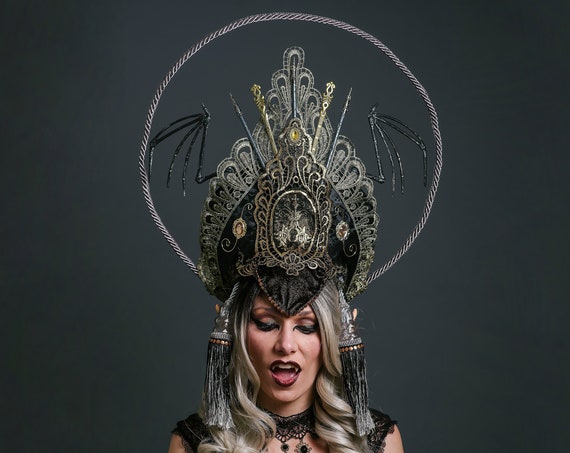 Vampiress Bat Queen Halo Headdress Wings Spiked Crown Gothic Magic Kokoshnik Costume Carnival Dracula Dragon Countess Dark Black Grey Gray