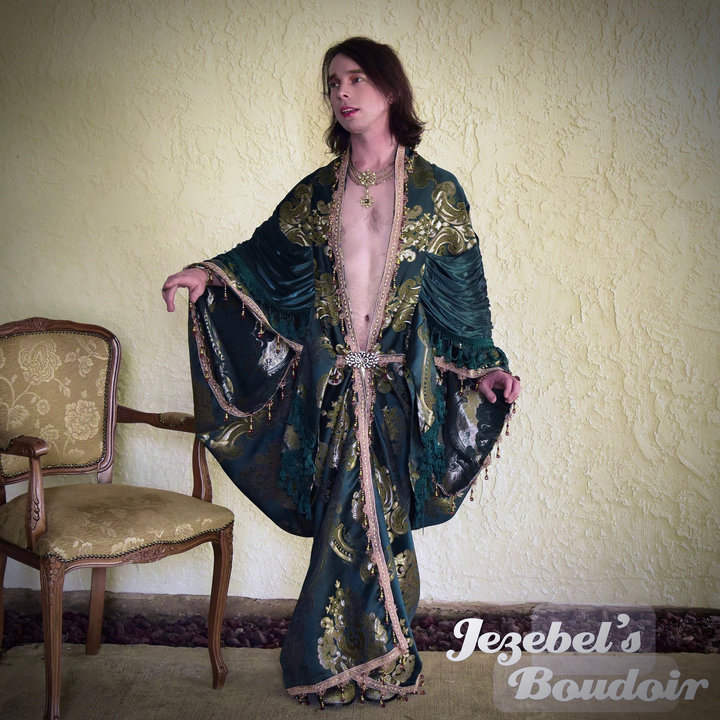 Emerald Brocade Dressing Gown, Sultry Goddess Drag Queen Regal Ornate  Beaded Haute Robe Burlesque Kimono, Nouveau Majestic Fortune Teller - Etsy
