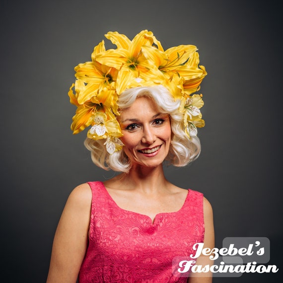horse race headpiece