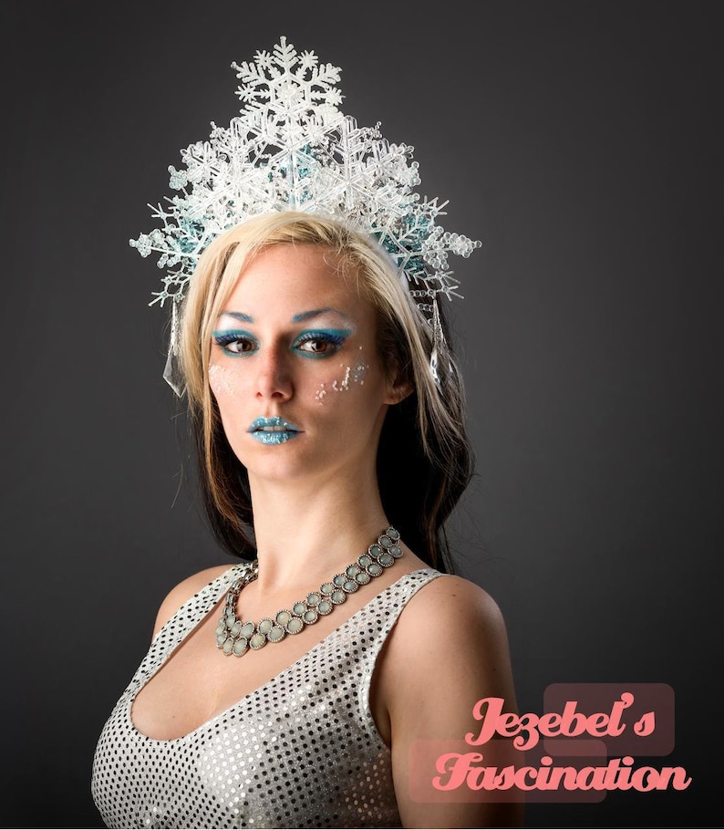 SnowFlake Ice Halo White Queen Crown Fairy Princess Headdress Frozen Maiden Winter Lady Fascinator Blue Headpiece Costume Majestic Headband 