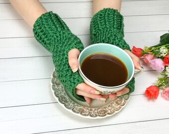 Ladies Fingerless Gloves - Green - Women’s Texting Gloves - Girls Wrist Warmers - Texting Mittens - Fingerless Mitts - Wristers - Sage