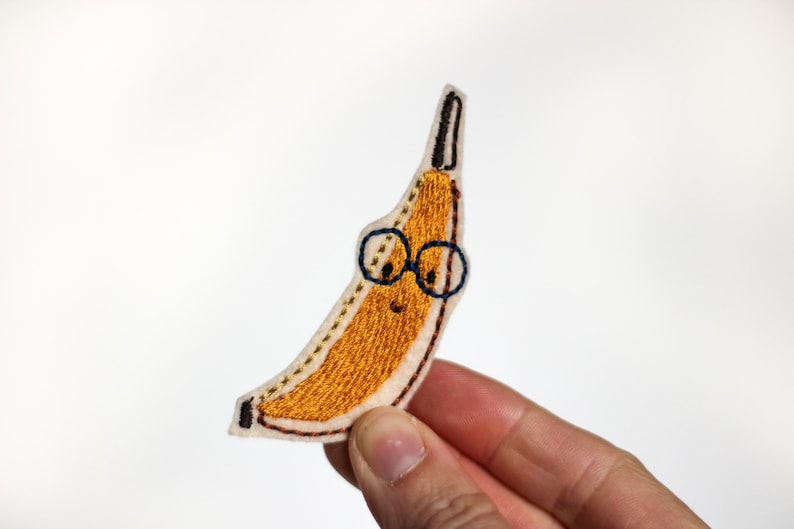 Aufnäher zum Aufbügeln Patch Banane, Dackel, Löwe, Wal, coole Socke, Bäume Banane 7x3,5cm