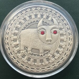 Taurus Zodiac of the Sign 20 Roubles Silver Coin With Crystal . Great gift . Zodiac sign , silver Weight: 28,28 g