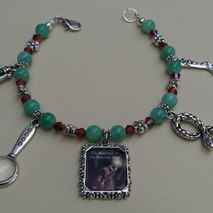 Sherlock Holmes &quot;Speckled Band&quot; Beaded Charm Bracelet