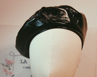 Boina Vinilo Reversible Laure. Cuadros Vichy. Hecha a Mano. Boina Invierno. PU Leather Cap. Genderless.