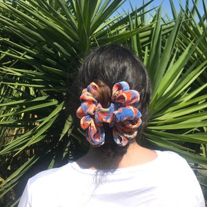 Fabric Hair Jaw. Vintage Styled. Hair Accessory. Large Clip Fascinator. Vintage Style.