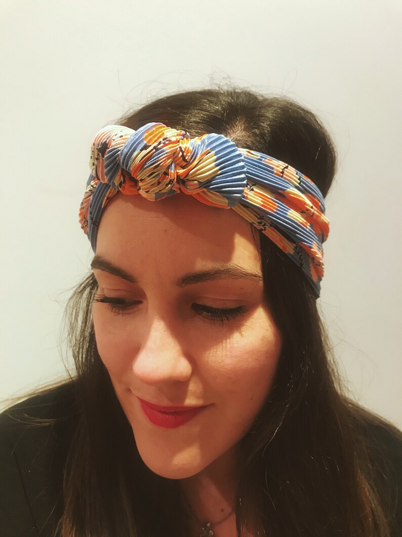 Bandana Alambre Georgina. Estampado Flores. Diadema tipo Turbante mujer Nudo. imagen 6