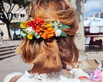 Blumen-Haarspange. Konservierte und Papierblumen. Haarspange. Clip-Haarblumen. Haarspange. Kopfbedeckung. Hochzeit. Haarnadel-Blumenclip