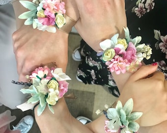 Bridesmaid Corsages. Flowered Wrist Wedding Guest.