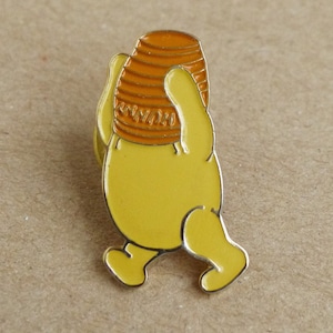 Broche colecionável de esmalte do Ursinho Pooh &#39;Honey Pot&#39; da Disney dos anos 80/90 - Disney CARIMBADO / ÓTIMO ESTADO