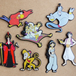 Aladdin Plastic Badges - Vintage 90's Disney / Aladdin, Jasmine, Genie, Abu, Jafar, Iago & Magic Carpet / Great Nostalgic Gift Idea