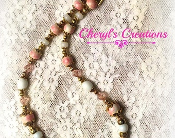 Simple & Elegant necklace of pink glass beads