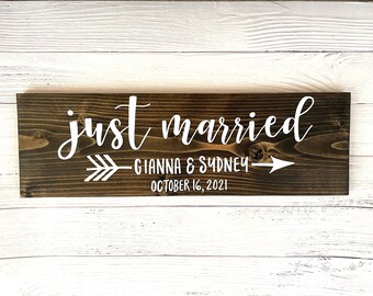 Custom Just Married Sign | Wedding Photo Prop | Personalized Just Married Wedding Sign | Wedding Ceremony Signage | Wedding Reception Sign