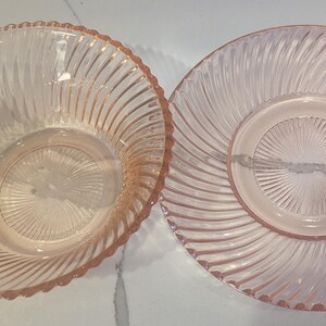 6‑Piece Diana Pink Set – 3 Cereal Bowls + 3 Bread & Butter Plates – Federal Glass – Excellent Condition - FREE shipping. image 5