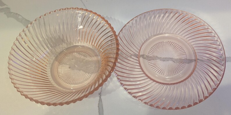 6‑Piece Diana Pink Set – 3 Cereal Bowls + 3 Bread & Butter Plates – Federal Glass – Excellent Condition - FREE shipping. image 5