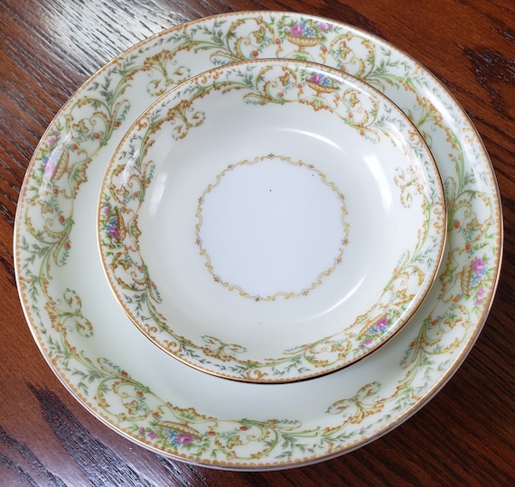 8 Place Setting Antique Noritake Japan Vanity Pattern Plus