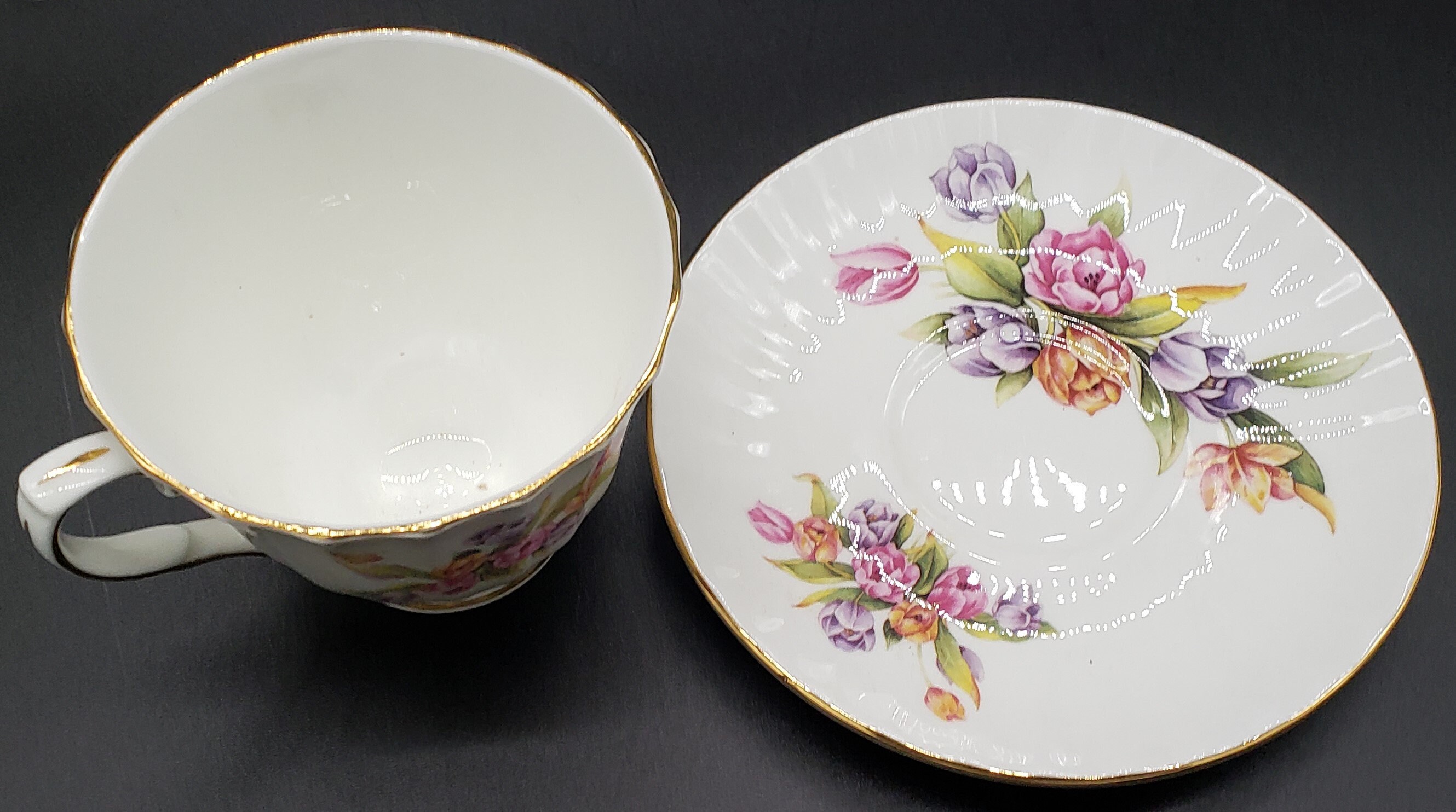 ヴィンテージ ダッチェス フローラル ロイヤル ウィンチェスター