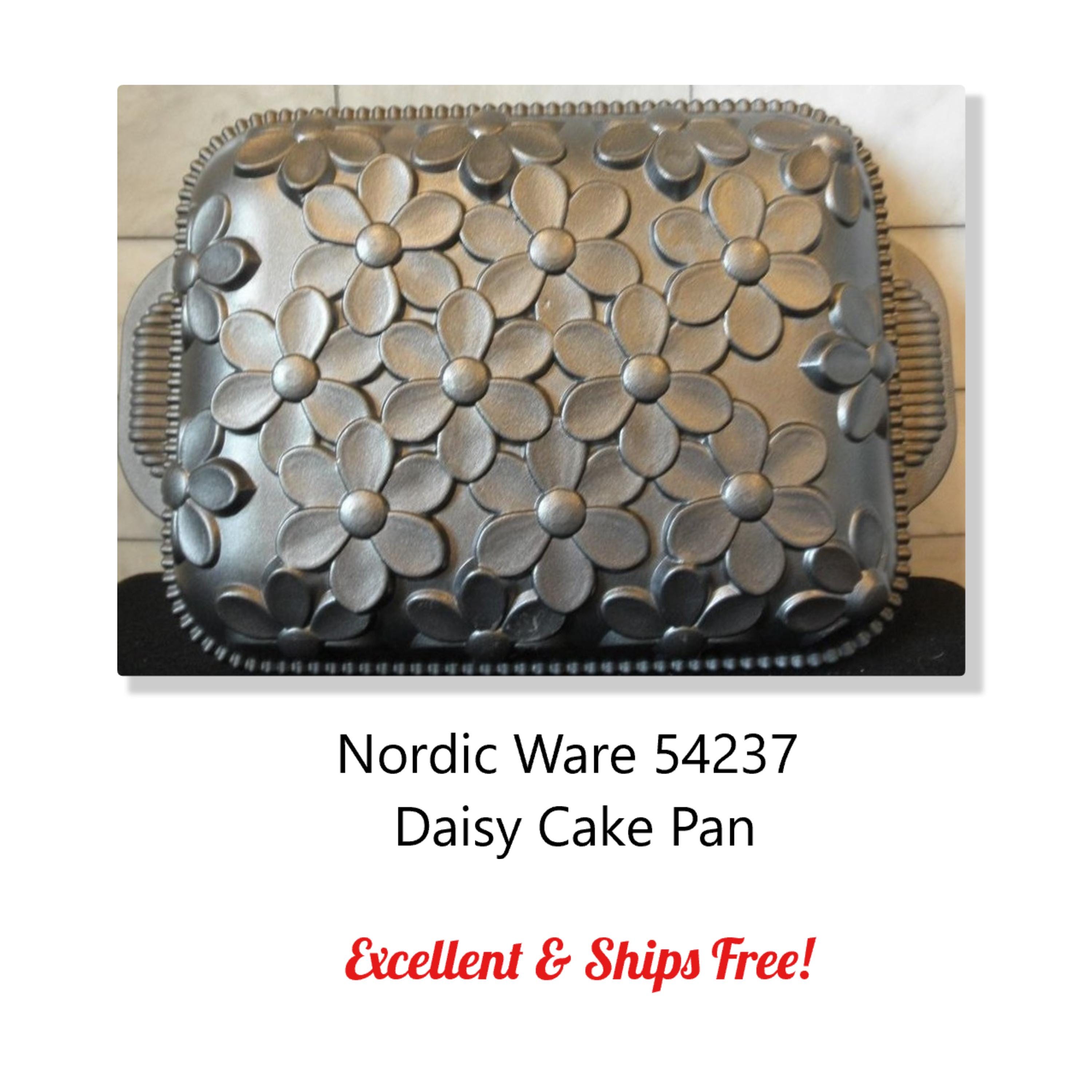 Nordic Ware Daisy Cake 54237 * Aluminum *non-stick * Flower