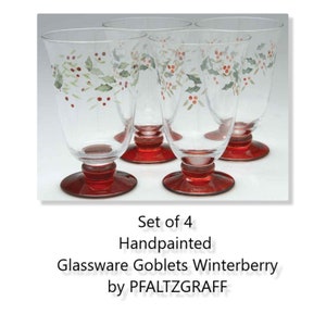 Conjunto de 4 taças de vidro pintadas à mão Winterberry da PFALTZGRAFF EX! Azevinho verde, frutas vermelhas e brancas