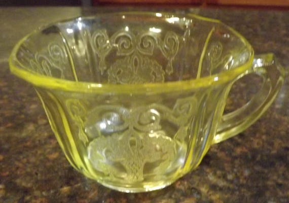 yellow depression glass