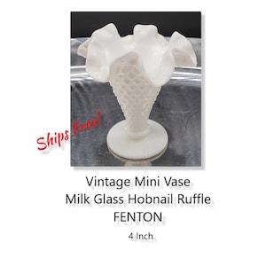 Miniature Fenton White Hobnail Vase - Milchglas - 1970er Jahre - Miniatur - AUSGEZEICHNET