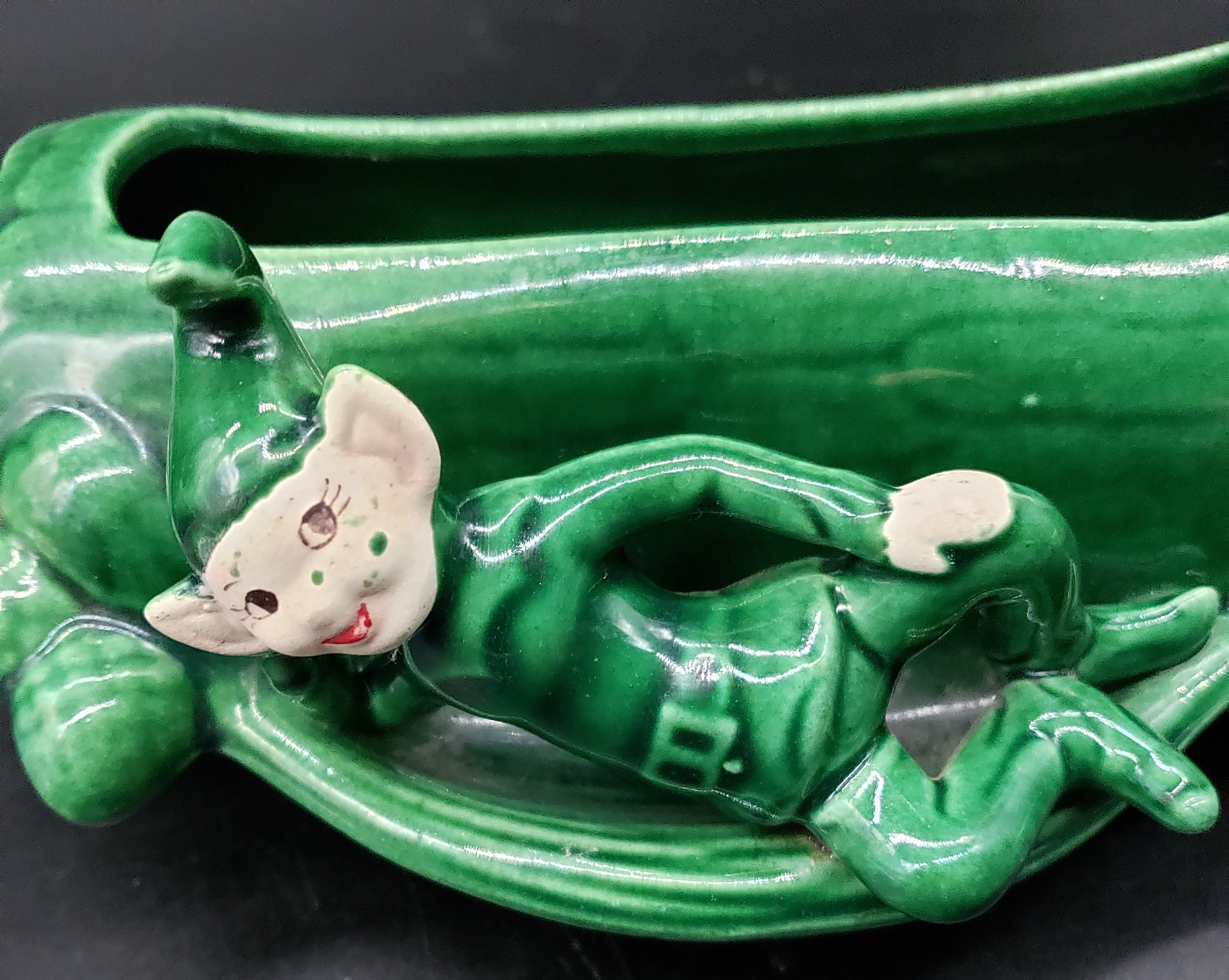 【まーちゃんさま】vintage pot ❀ みどりの鳥 miniテリーヌポット Vintage 1950s Elf - Pixie - Sprite Lounging on a Log Planter by