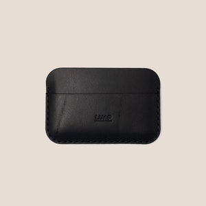 PORTE-CARTE NOIR minimaliste en cuir tannage végétal