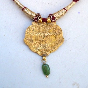 22kt gold pendant necklace vintage antique old tribal shreenath ji amulet hindu