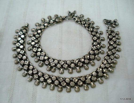 Antique anklets in silver deals
