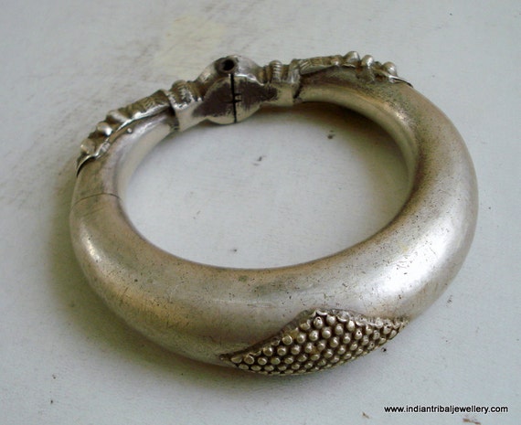 Vintage antique tribal old silver bracelet bangle… - image 2