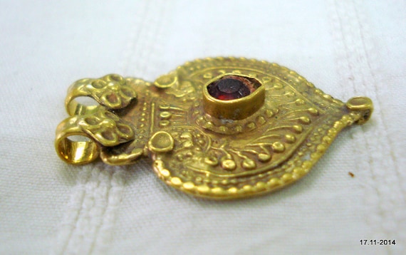 vintage antique old tribal 20k gold pendant neckl… - image 4