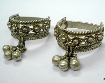 vintage toering antique toering tribal old silver big toering pair Jewelry