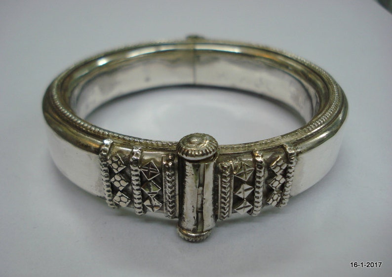 Traditional design sterling silver bangle bracelet cuff handmade jewellery