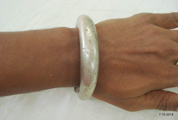 Vintage antique tribal old silver bracelet bangle… - image 4