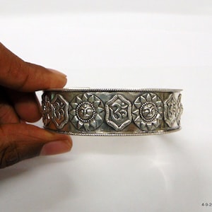 Ethnic sterling silver bracelet bangle cuff traditional handmade jewelry