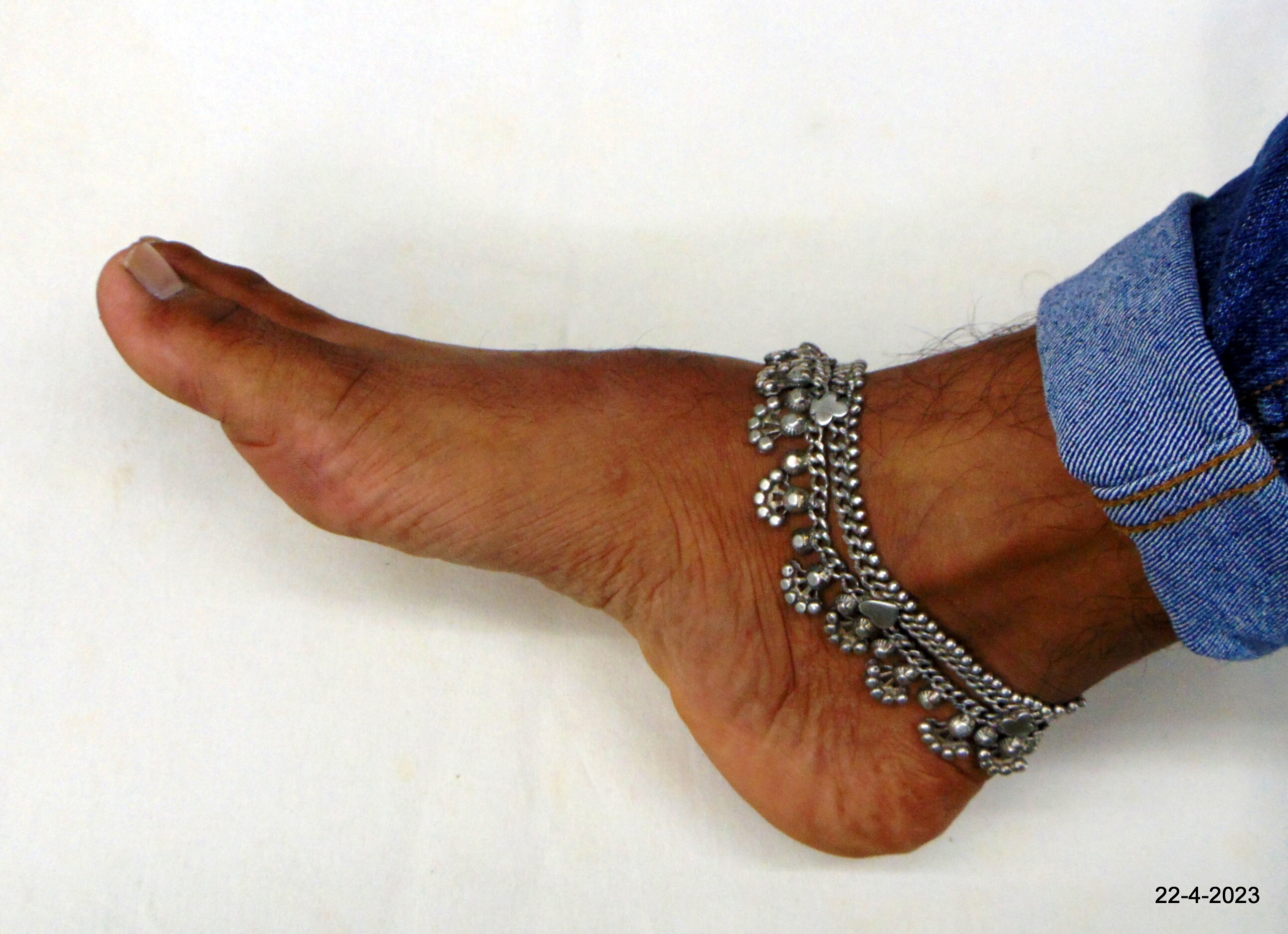 Chaine cheville Inde tribal métal argenté pour femme