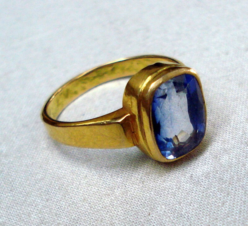KUNDLI GEMS Blue Sapphire stone ring Original 6.25 ratti Neelam/neeli Stone  Astrological Purpose Certified Precious Stone For Men & Women Stone  Sapphire Silver Plated Ring Price in India - Buy KUNDLI GEMS