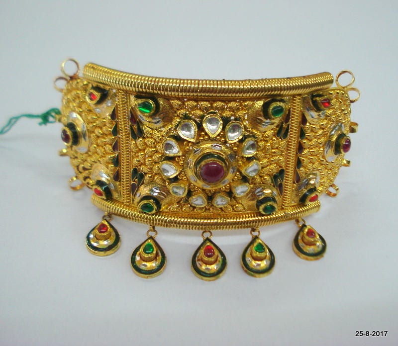 Traditional Design 20kt Gold Armlet 
