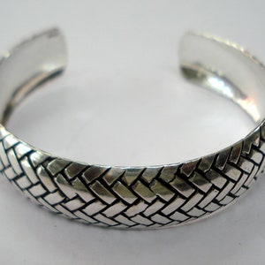 Ethnic sterling silver bracelet bangle cuff traditional handmade jewelry