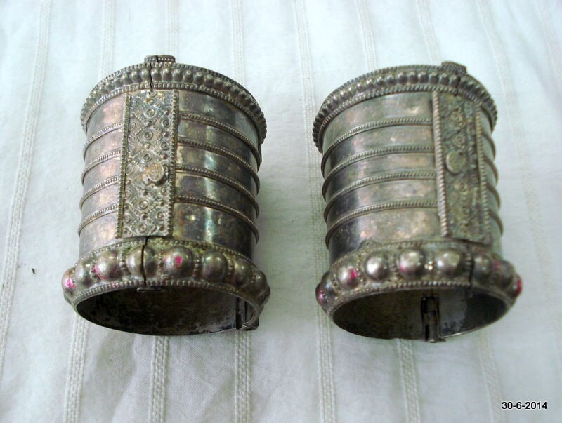 ヴィンテージ アンティーク トライバル 古い シルバー カフ