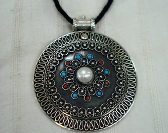 Traditional Design Sterling Silver Pendant Necklace Gemstone pendant