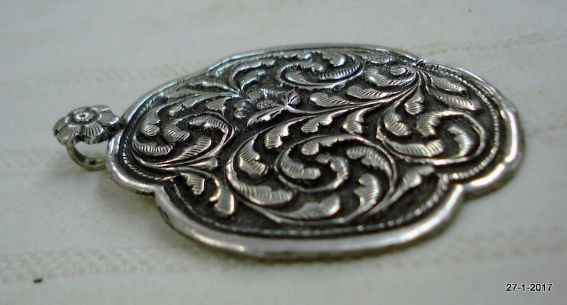 Traditional Design Sterling Silver Necklace Pendant handmade jewellery