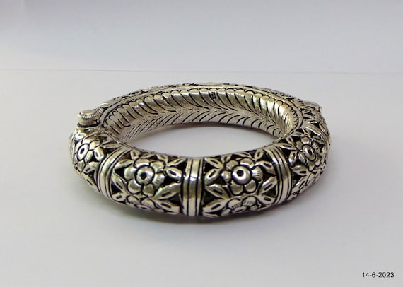 Bracelet Jonc Ancien En Argent Massif Poinçonné - Occasion