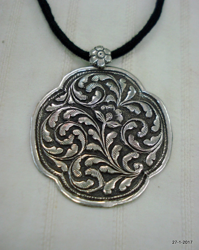 Traditional Design Sterling Silver Necklace Pendant handmade jewellery