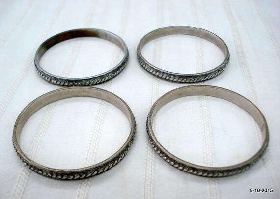 アクセサリー vintage unknown silver bangle Vintage Antique Tribal Old Silver Bangle Bracelet Chudiyan 4pc Set
