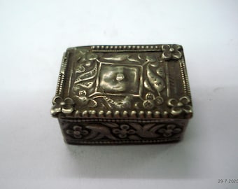 Vintage Antique ethnic Collectible old silver Box handmade silver Box