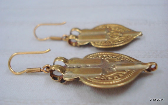 vintage antique 20kt gold earrings traditional be… - image 4